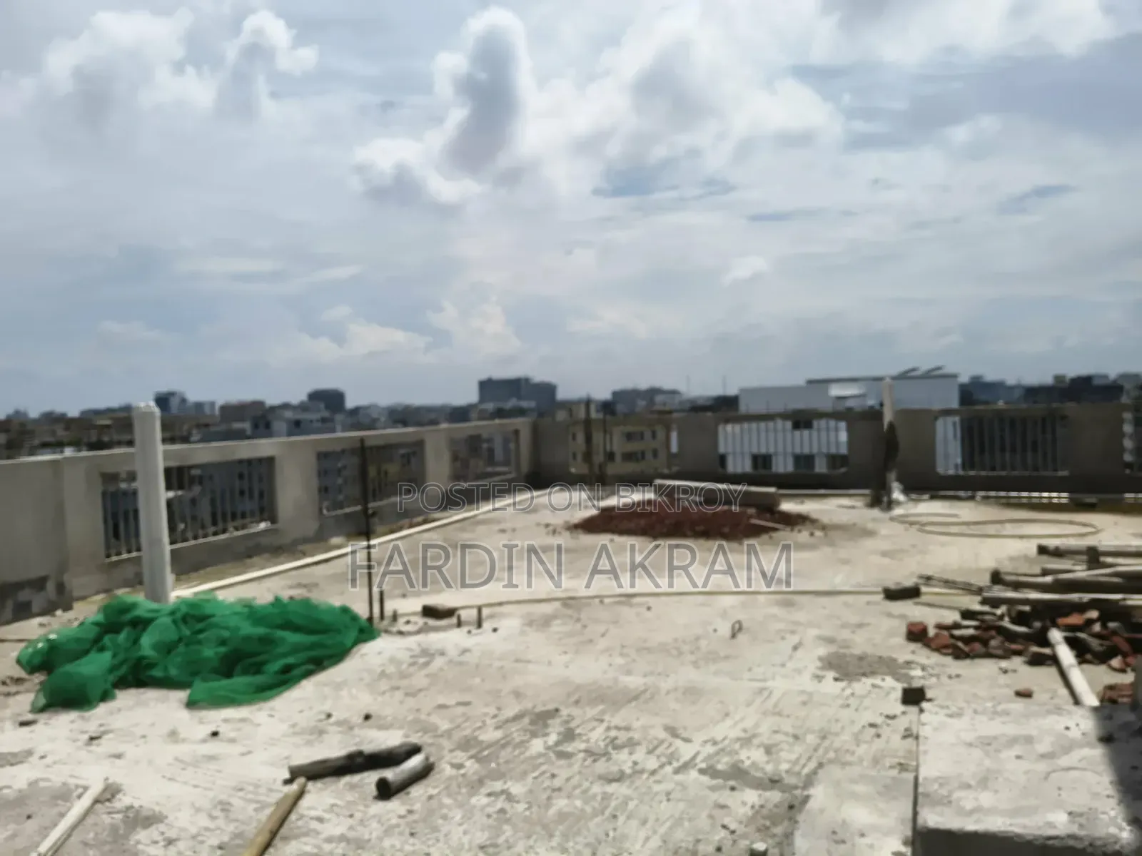 ঢাকায় ৬০ ফিট রোডে ৩ বেডরুমের অ্যাপার্টমেন্ট বিক্রয়ের জন্য