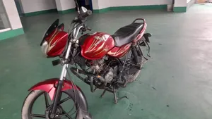 Bajaj Discover 100 2016 Red