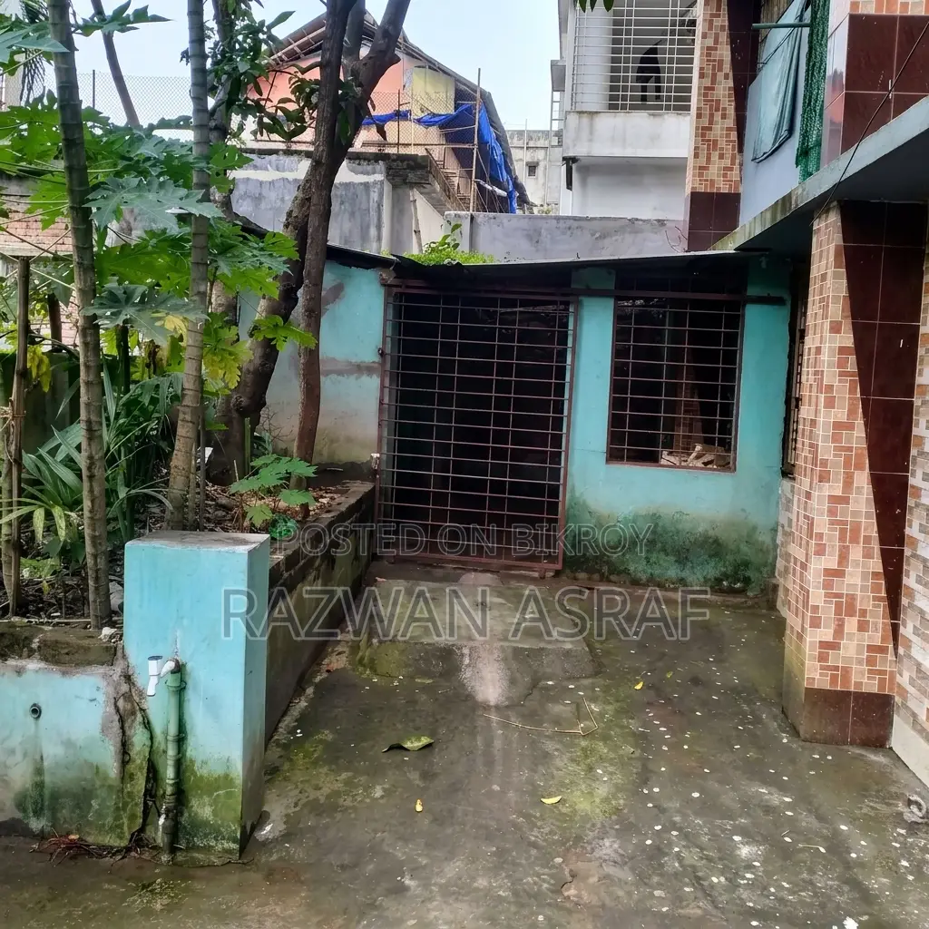 Furnished 3-Bedroom Apartment in Khulna Sadar for sale