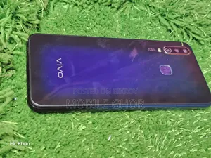 Vivo Y17 64 GB Graphite