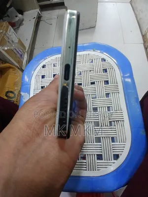Vivo Y29 128 GB Graphite