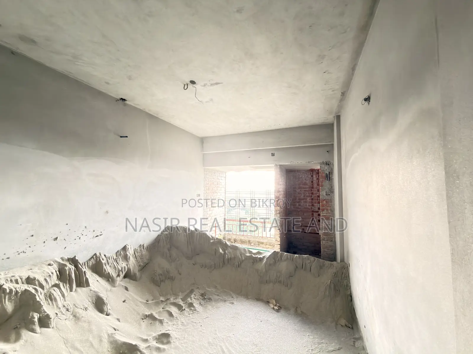 নাসির রিয়েল এস্টেট, সাভারে ৩ বেডরুমের অ্যাপার্টমেন্ট বিক্রয়