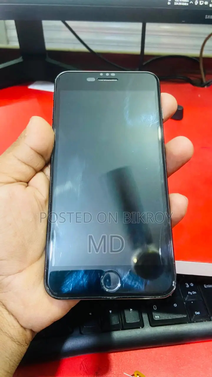 Apple iPhone 7 Plus 128 GB Black