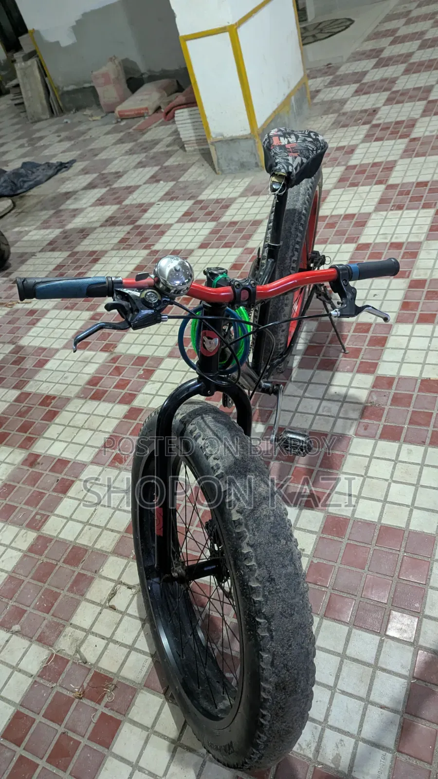 This bicycle will be sold, market price 45 thousand, will be sold for 15 thousand