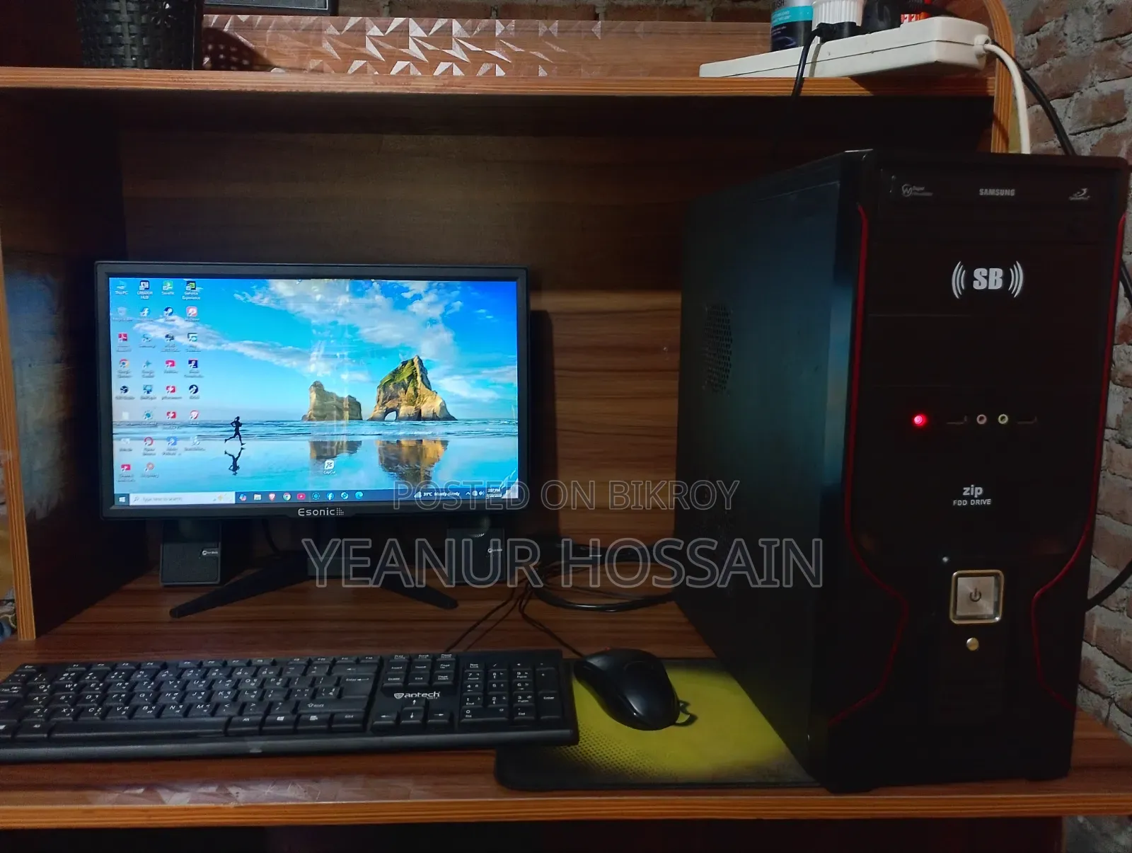 Desktop Computer 8GB Intel Core i5 SSD 128GB