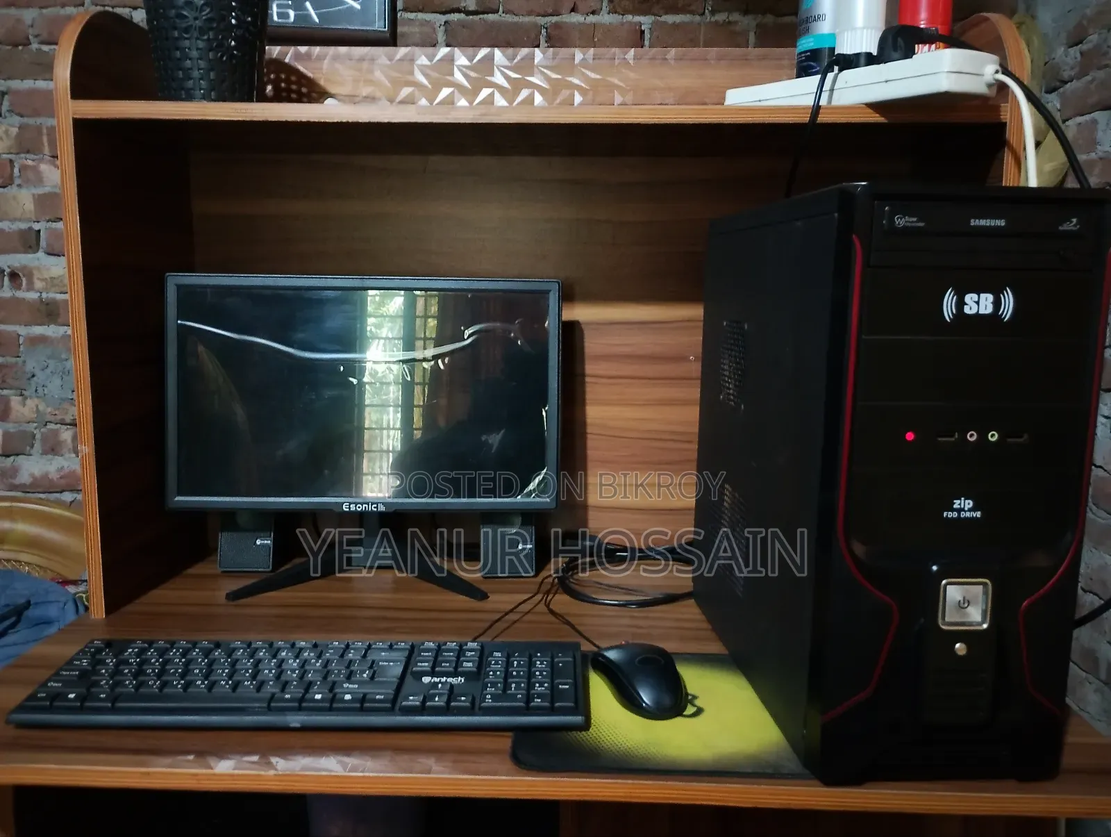 Desktop Computer 8GB Intel Core i5 SSD 128GB