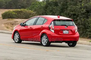 Toyota Aqua 2013 Red
