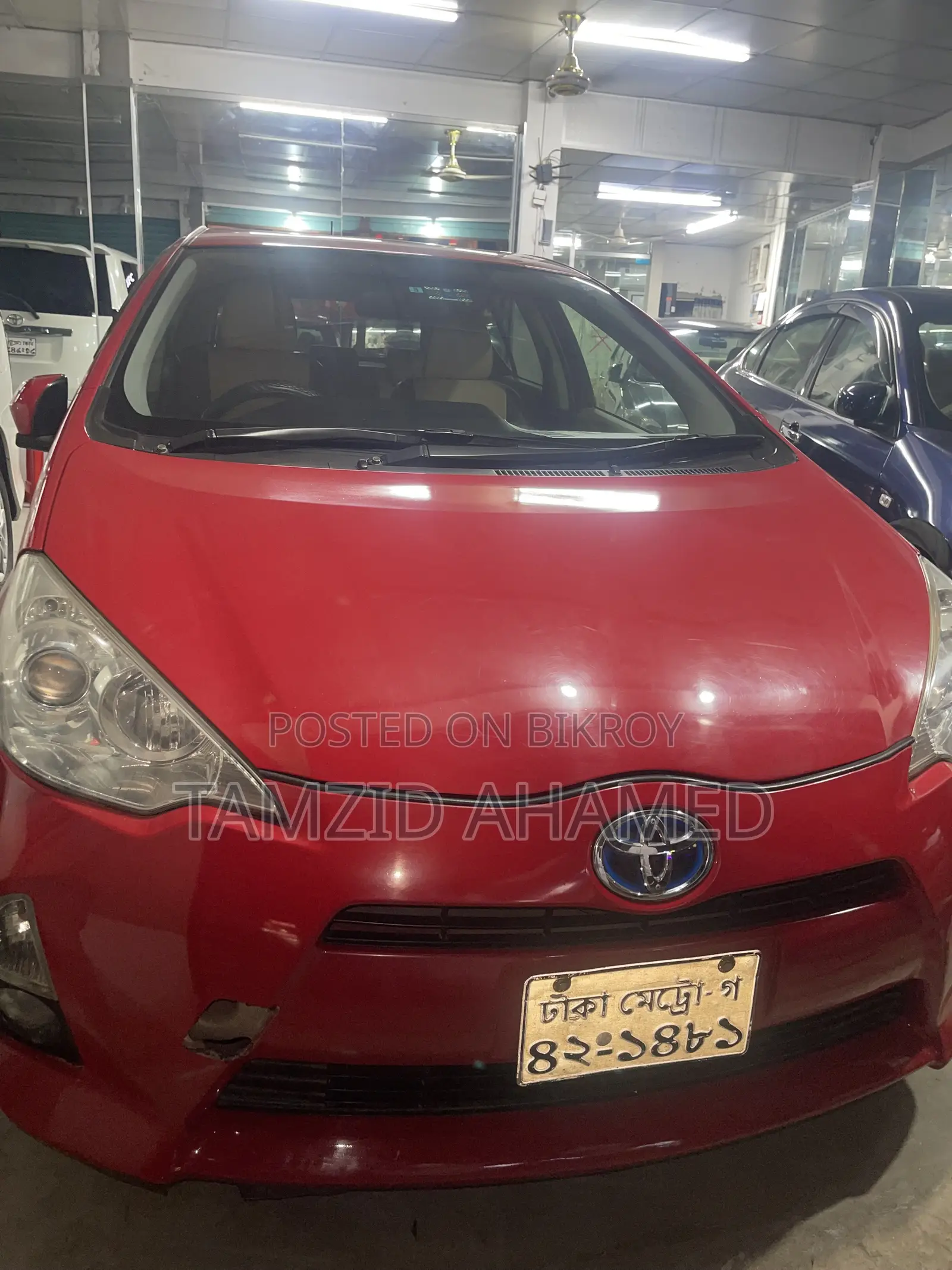 Toyota Aqua 2013 Red