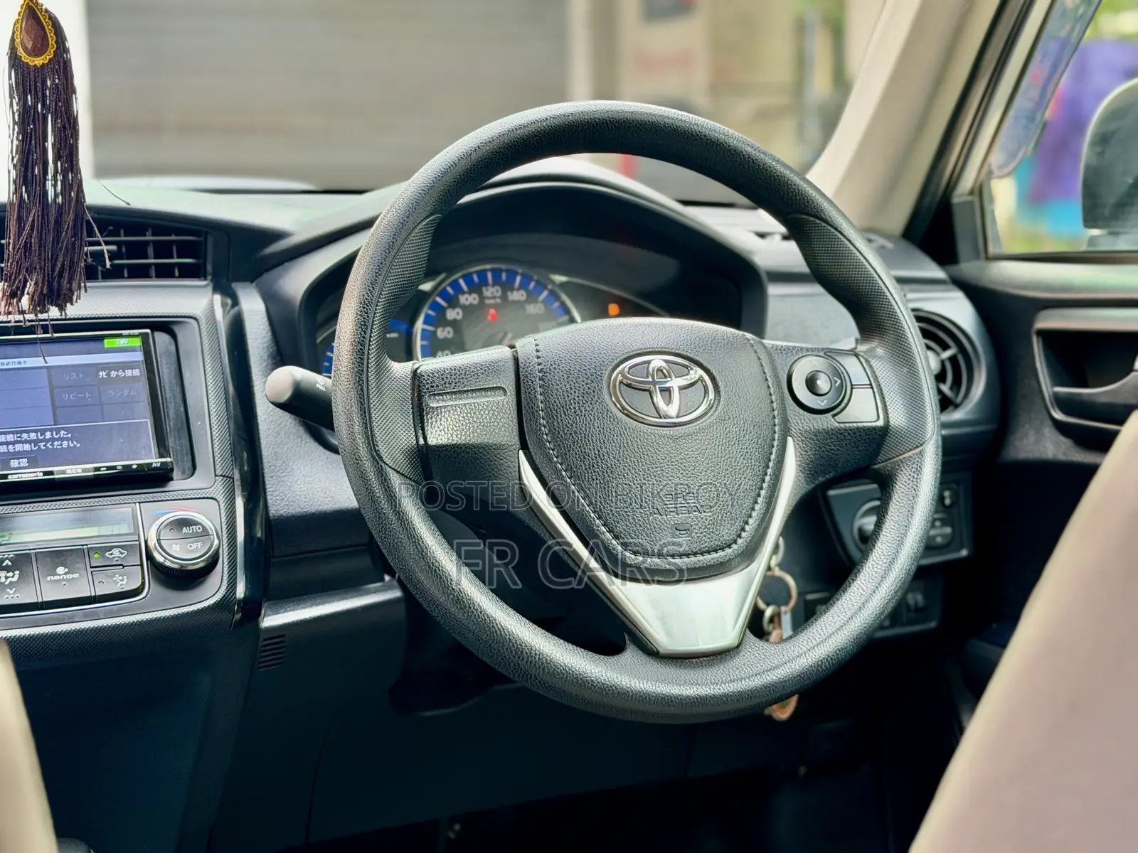 Toyota Axio 1.5 Hybrid 2WD 2017 Silver