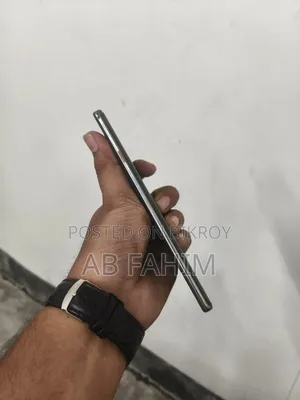 টেকনো ক্যামন ৪০ প্রো ৪জি ২৫৬ জিবি ব্ল্যাক