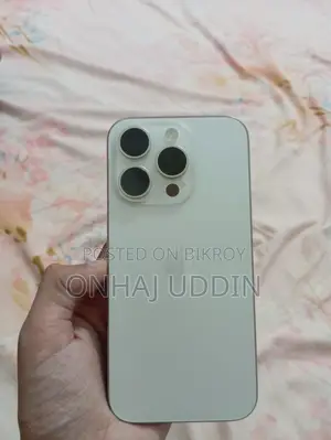 অ্যাপল আইফোন ১৫ প্রো ১২৮ জিবি হোয়াইট