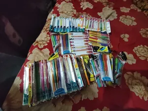 ইনট্যাক্ট বল পেন