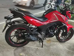 Honda Hornet 2018 Red