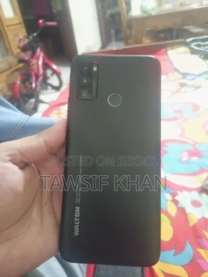 Walton 32 GB Black