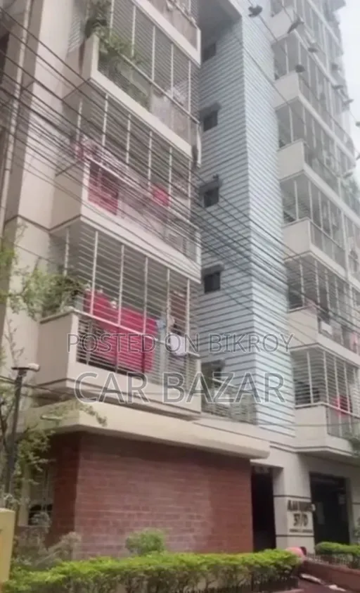 বিলাসবহুল বিল্ডিং বিক্রি করা হবে ৭,৫ তলা জায়গা ৬ কাঠা