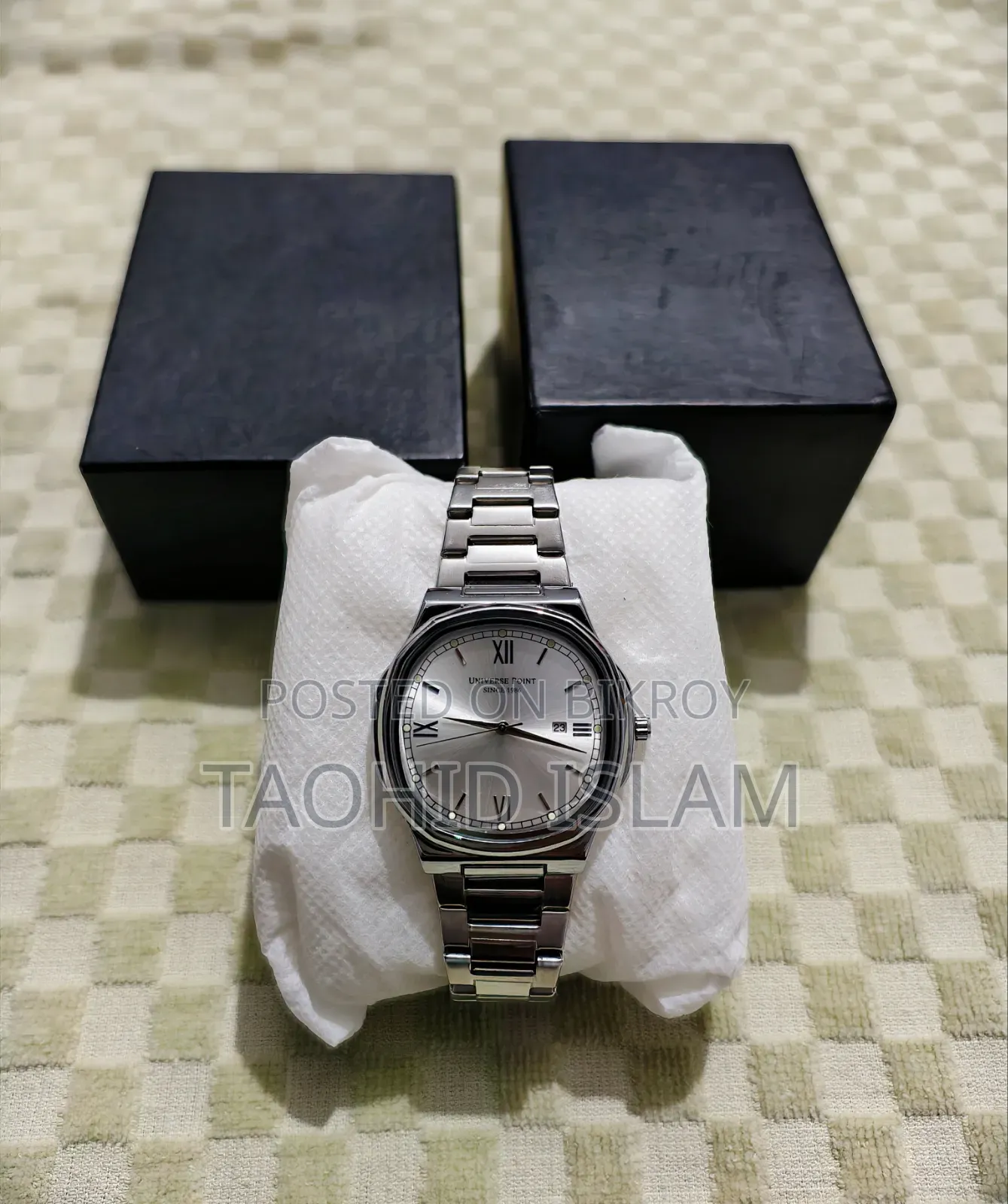 Universe Point Men’s Watch