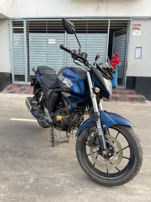 নতুন ইয়ামাহা এফজেড ২০২৪ নীল