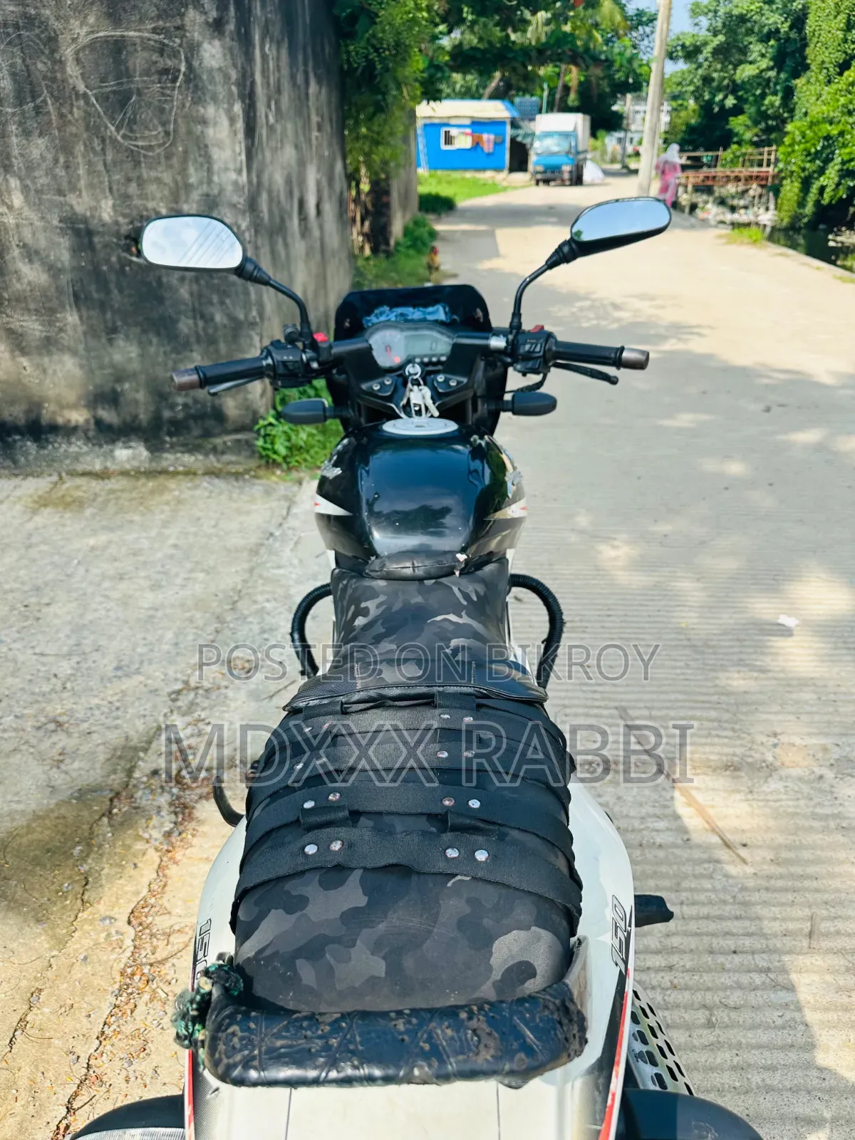 বাজাজ পালসার ১৫০ ২০১৬ কালো
