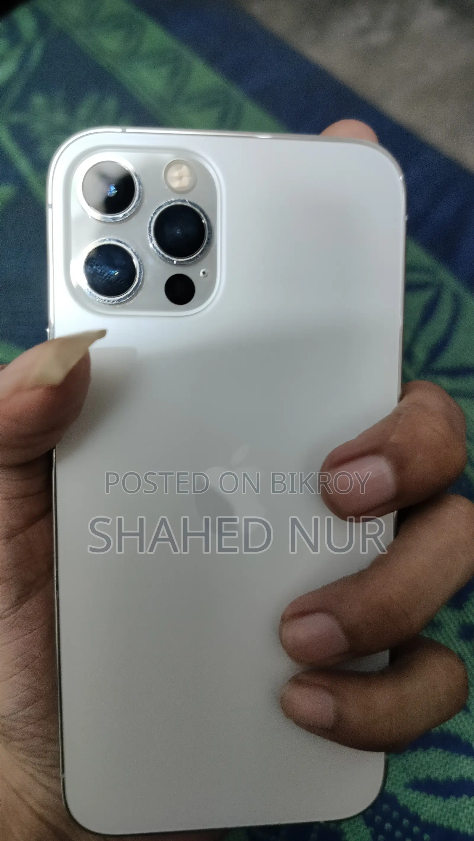 মোবাইল ফোন ১২৮ জিবি সিলভার