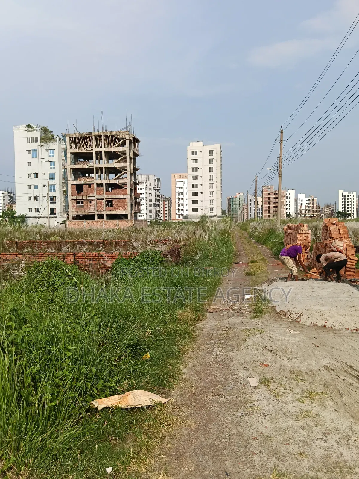 উত্তরা-১৭এইচ, ৩ কাঠা, ৬০ ফিট, ৬০ ফিট, কর্নার