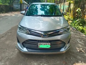 টয়োটা এক্সিও ২০১৫ সিলভার