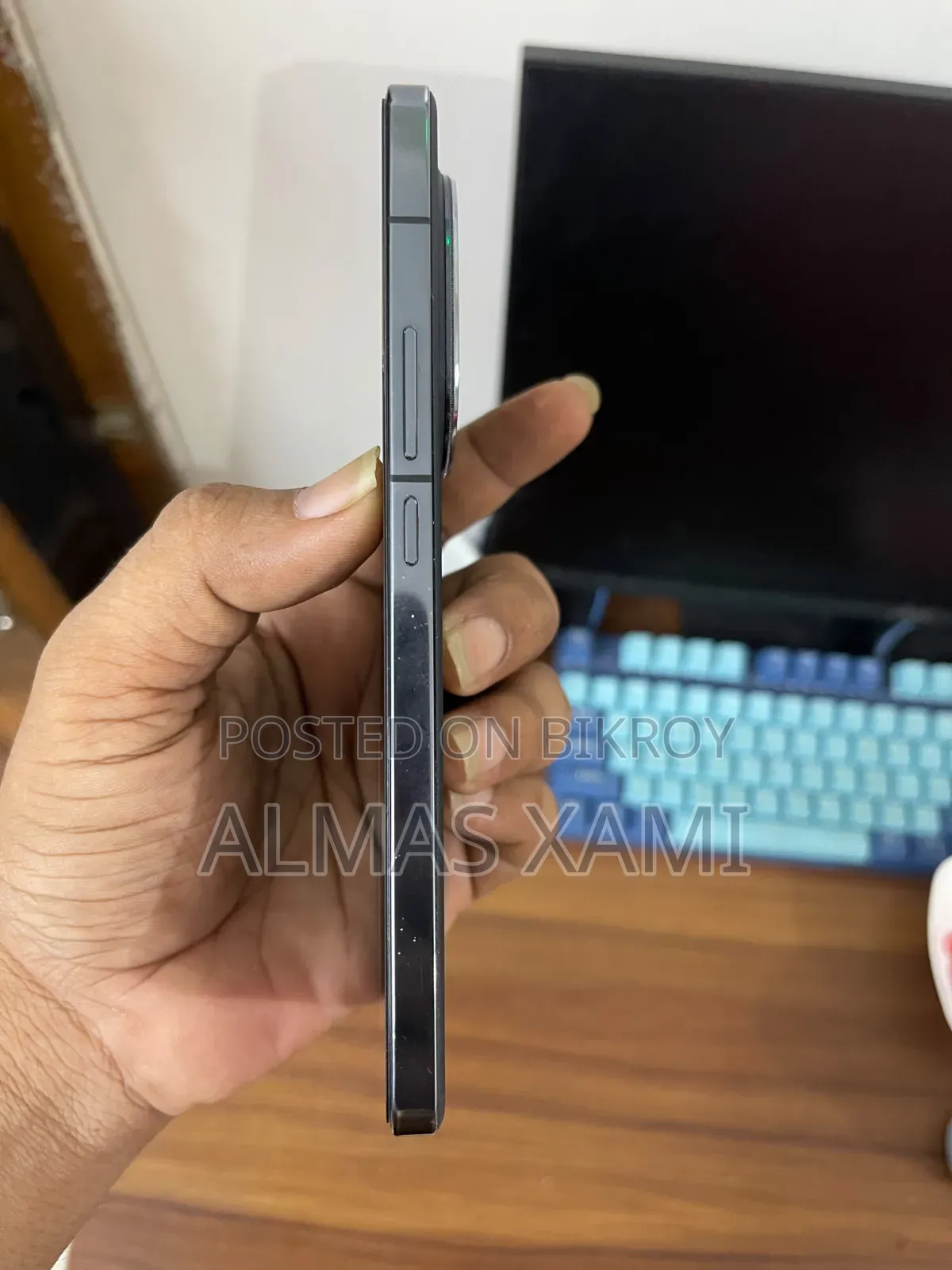 আইকিউও ১২ ৫১২ জিবি ব্ল্যাক