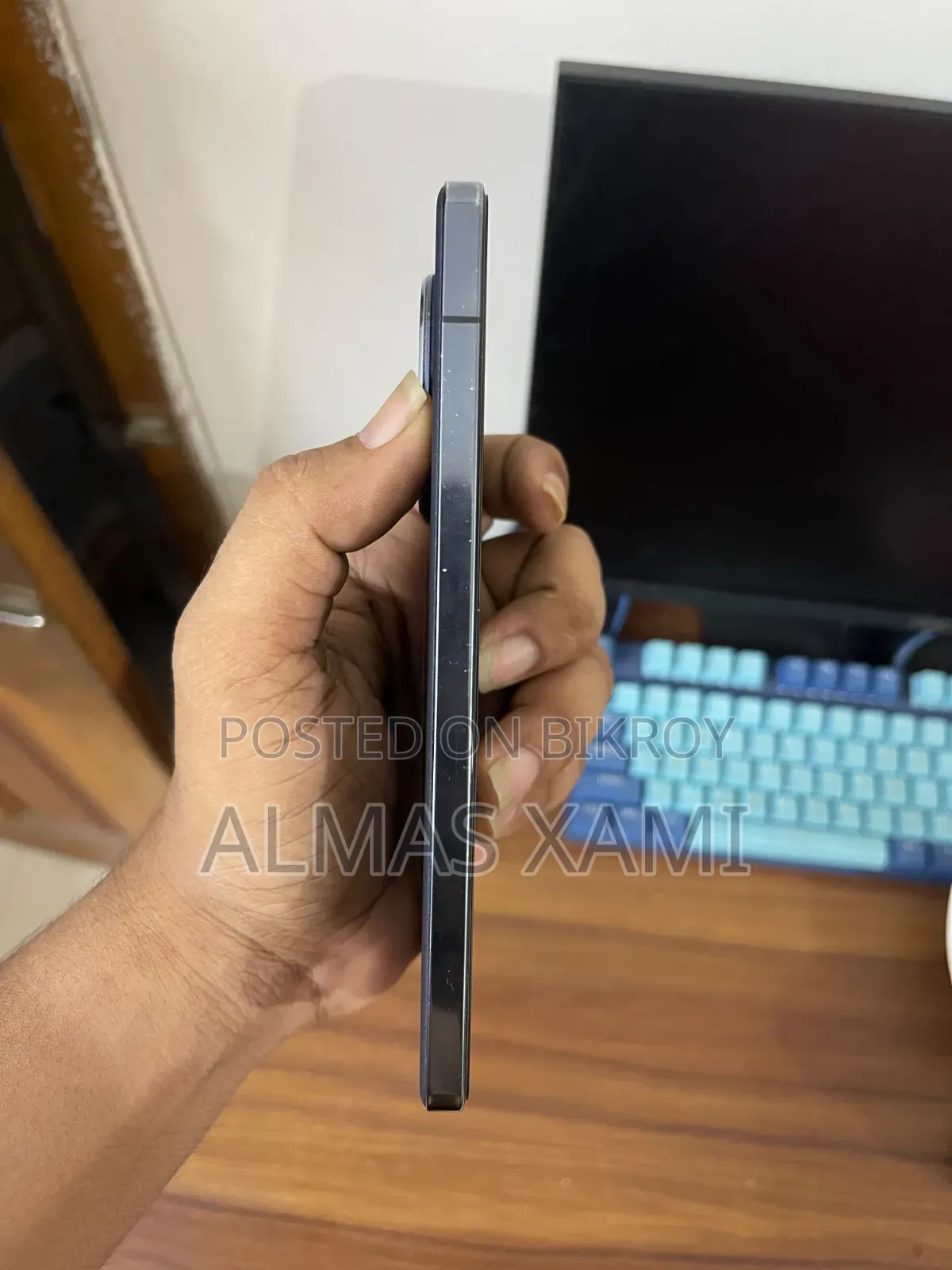 আইকিউও ১২ ৫১২ জিবি ব্ল্যাক