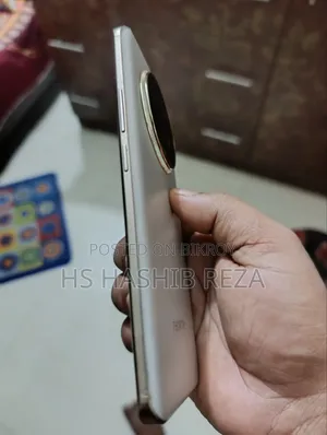 Realme 256 GB Gold