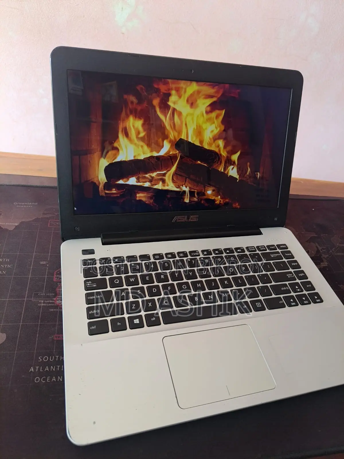 Laptop Asus ASUSPRO B9440UA 4GB Intel Core i5 SSD 256GB