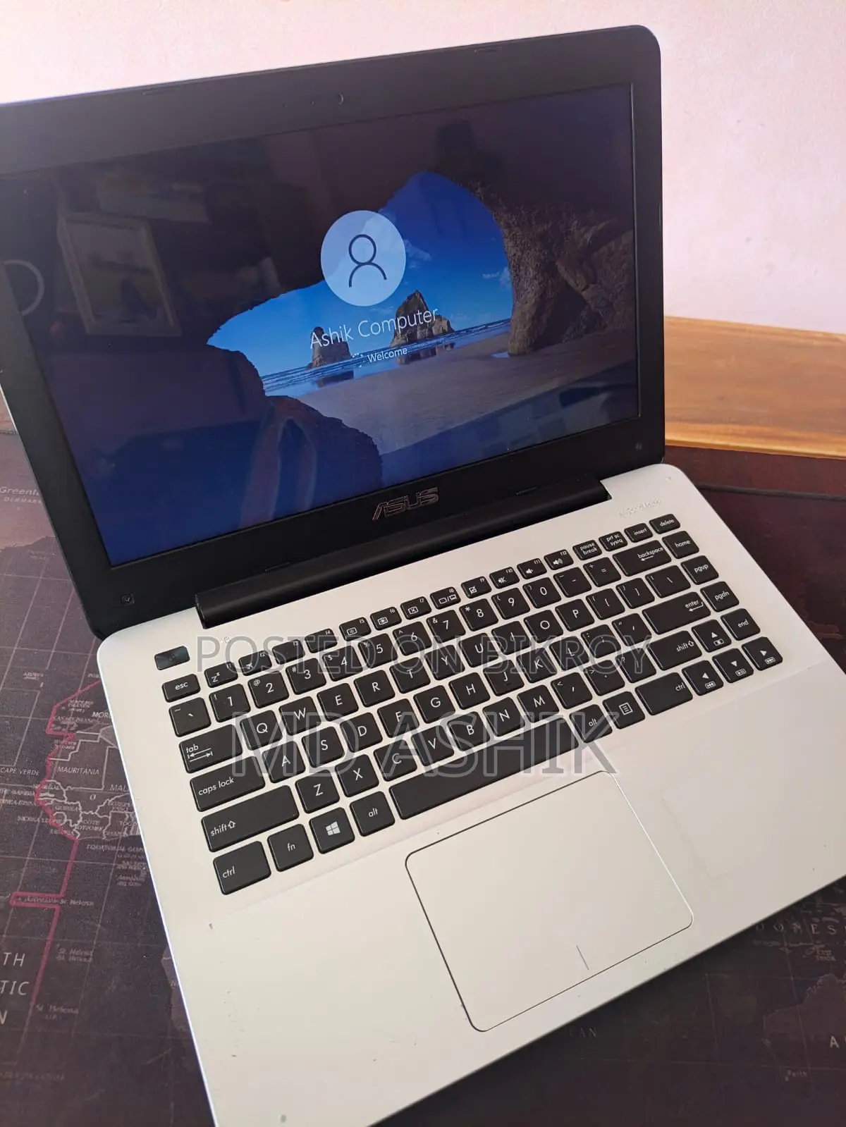 Laptop Asus ASUSPRO B9440UA 4GB Intel Core i5 SSD 256GB