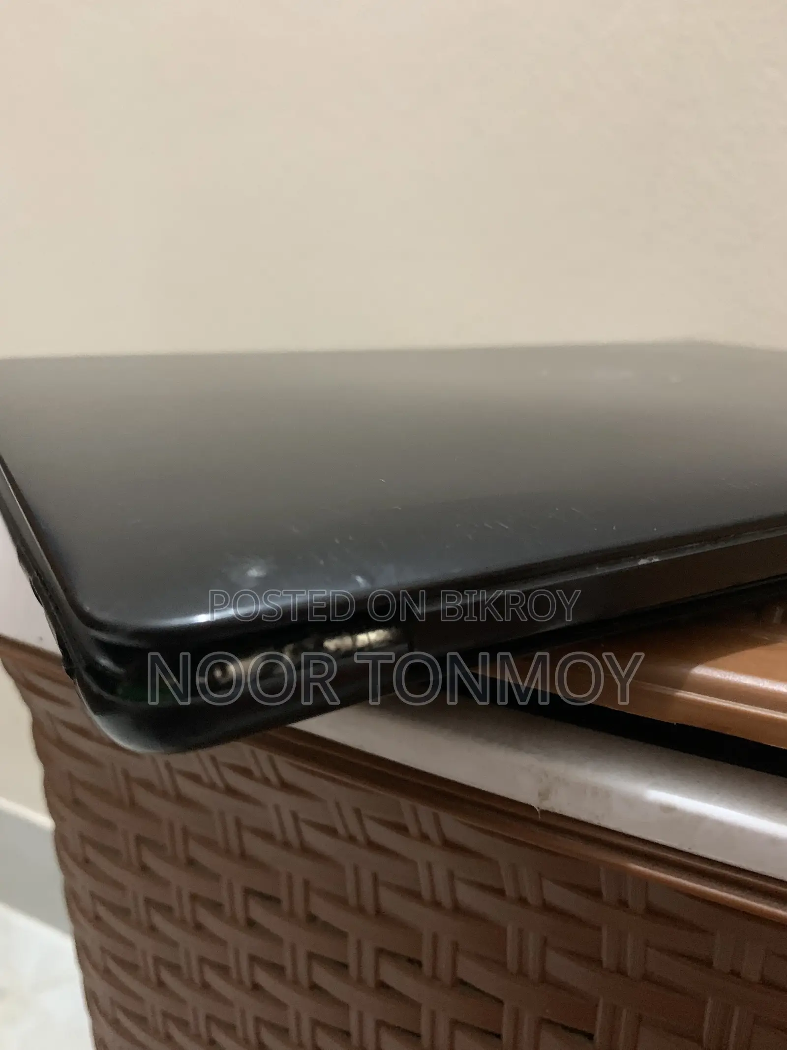 Laptop 4GB RAM 256GB SSD