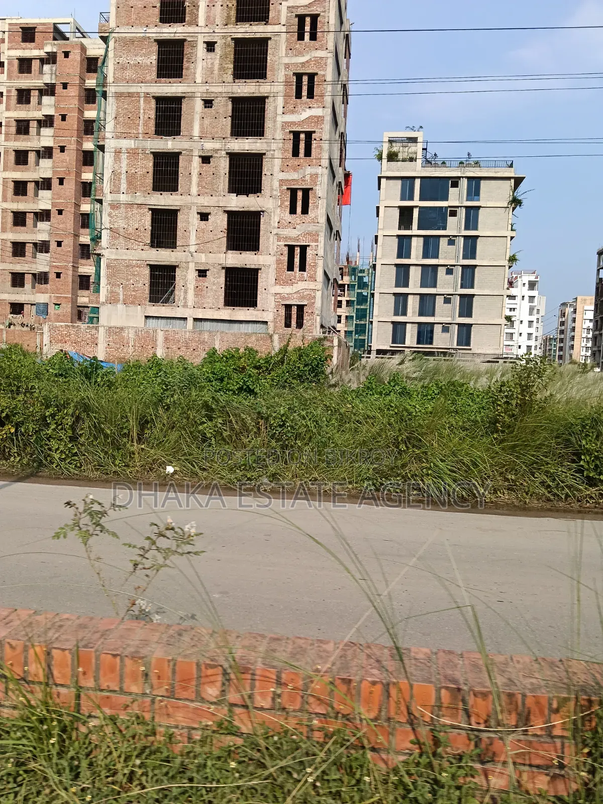 সেক্টর-১৬ই, রোড-২/এ, ৫ কাঠা প্লট বিক্রি