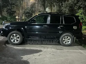 Toyota Land Cruiser Prado 2004 Black