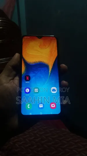 Samsung Galaxy A20 32 GB Black