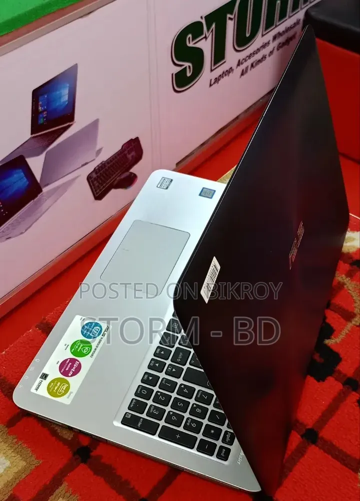 Laptop Asus X550CA 8GB Intel Core i5 SSD 256GB
