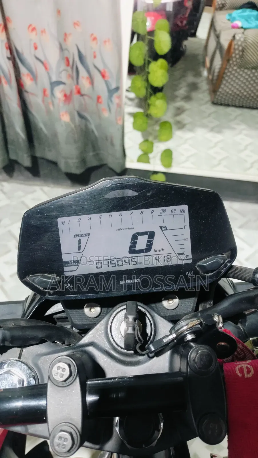 Suzuki Gixxer 2024 Red