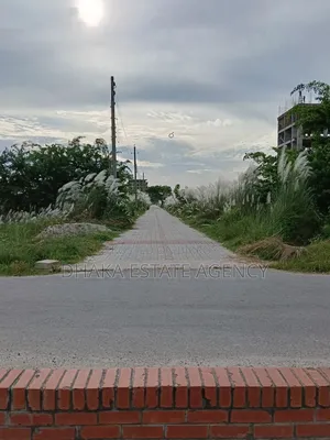 সেক্টর-১৭ডি, ৩ কাঠা, ২য় কর্নার প্লট
