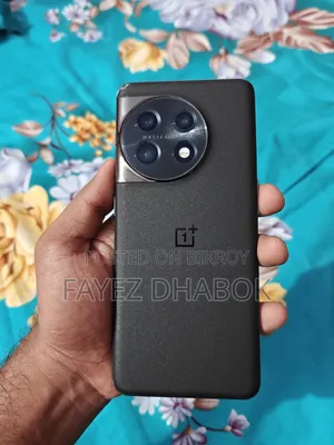 ওয়ানপ্লাস ১১ ২৫৬ জিবি ব্ল্যাক