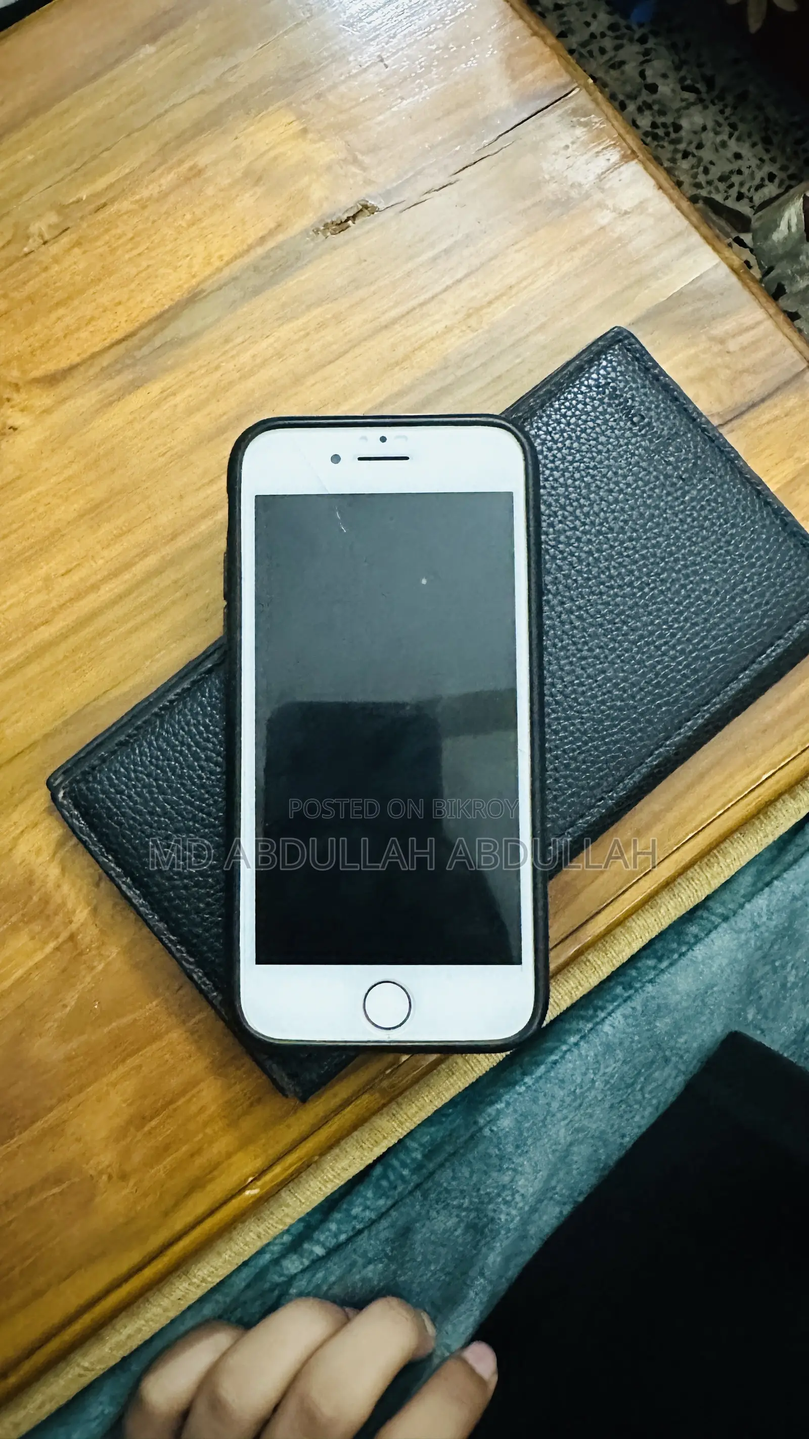 অ্যাপল আইফোন ৮ ২৫৬ জিবি হোয়াইট