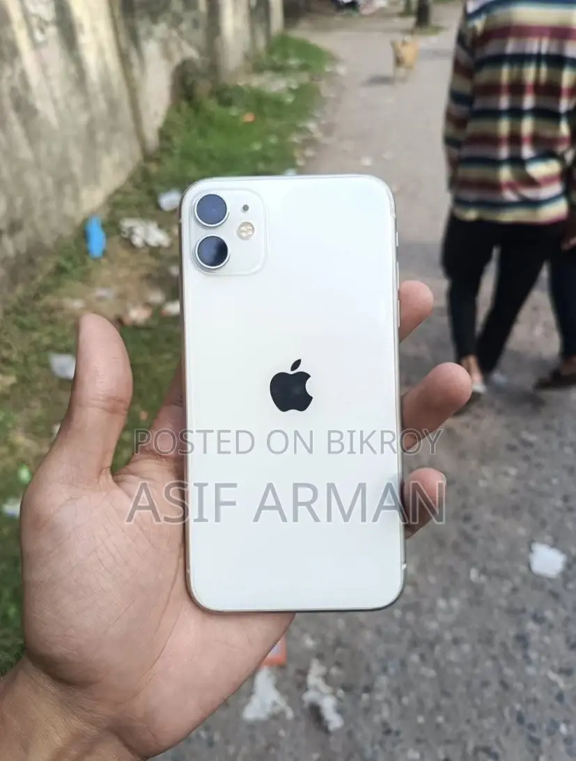 অ্যাপল আইফোন ১১ ১২৮ জিবি হোয়াইট