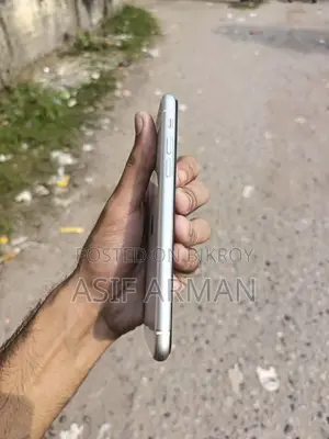 অ্যাপল আইফোন ১১ ১২৮ জিবি হোয়াইট