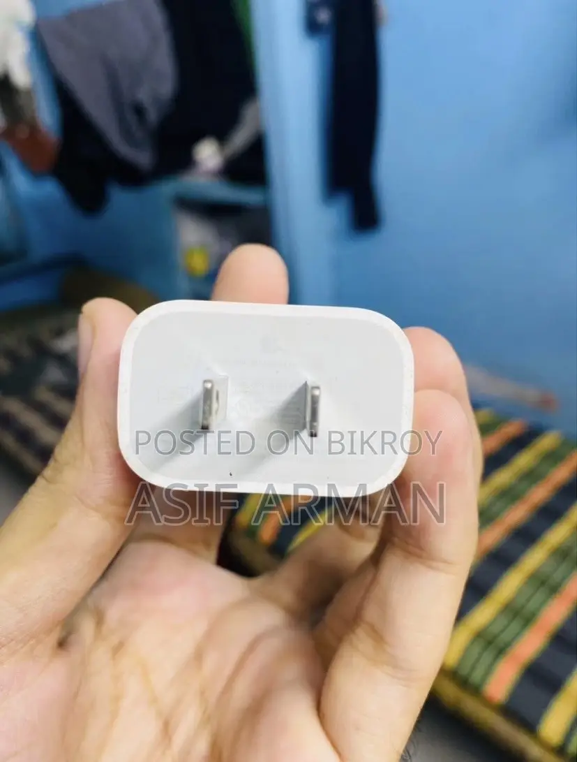 অ্যাপল আইফোন ১১ ১২৮ জিবি হোয়াইট