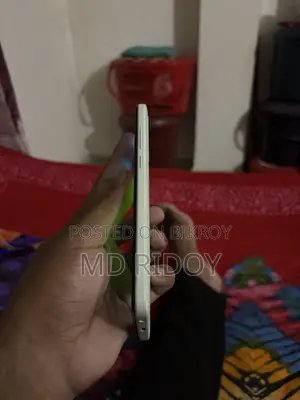 রিয়েলমি সি২ ৩২ জিবি রেড