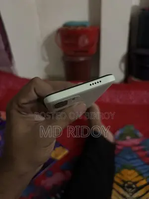 রিয়েলমি সি২ ৩২ জিবি রেড