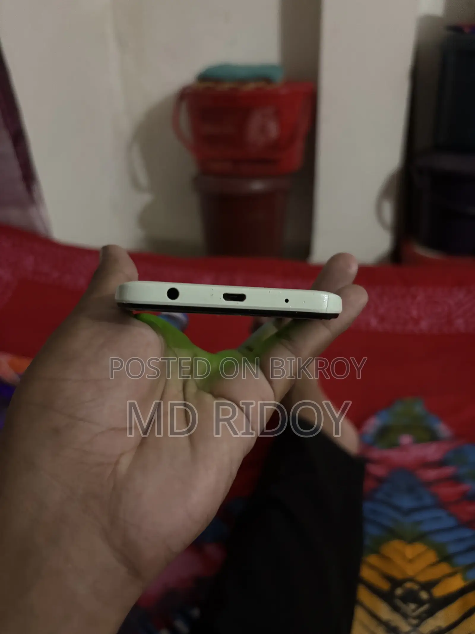 রিয়েলমি সি২ ৩২ জিবি রেড