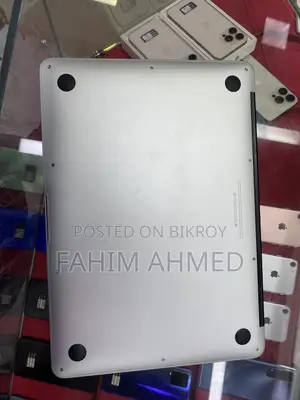 ল্যাপটপ অ্যাপল ম্যাকবুক এয়ার ২০১৭ ৮জিবি এইচডিডি+এসএসডি ১২৮জিবি