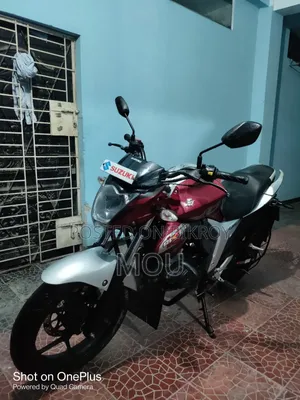 সুজুকি জিক্সার ২০২০ রেড