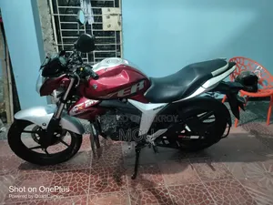 সুজুকি জিক্সার ২০২০ রেড