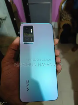 ভিভো ভি২৩ ১২৮ জিবি