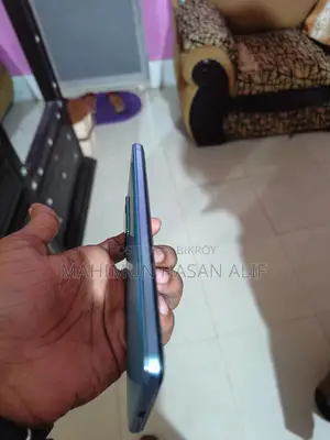 ভিভো ভি২৩ ১২৮ জিবি
